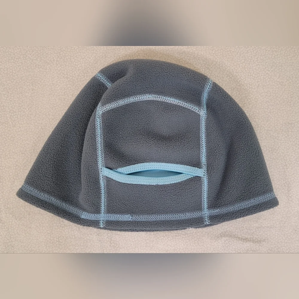 2 Nike Run Reversible Fleece Therma-Fit Running Line Beanie Hat- Girls One Size